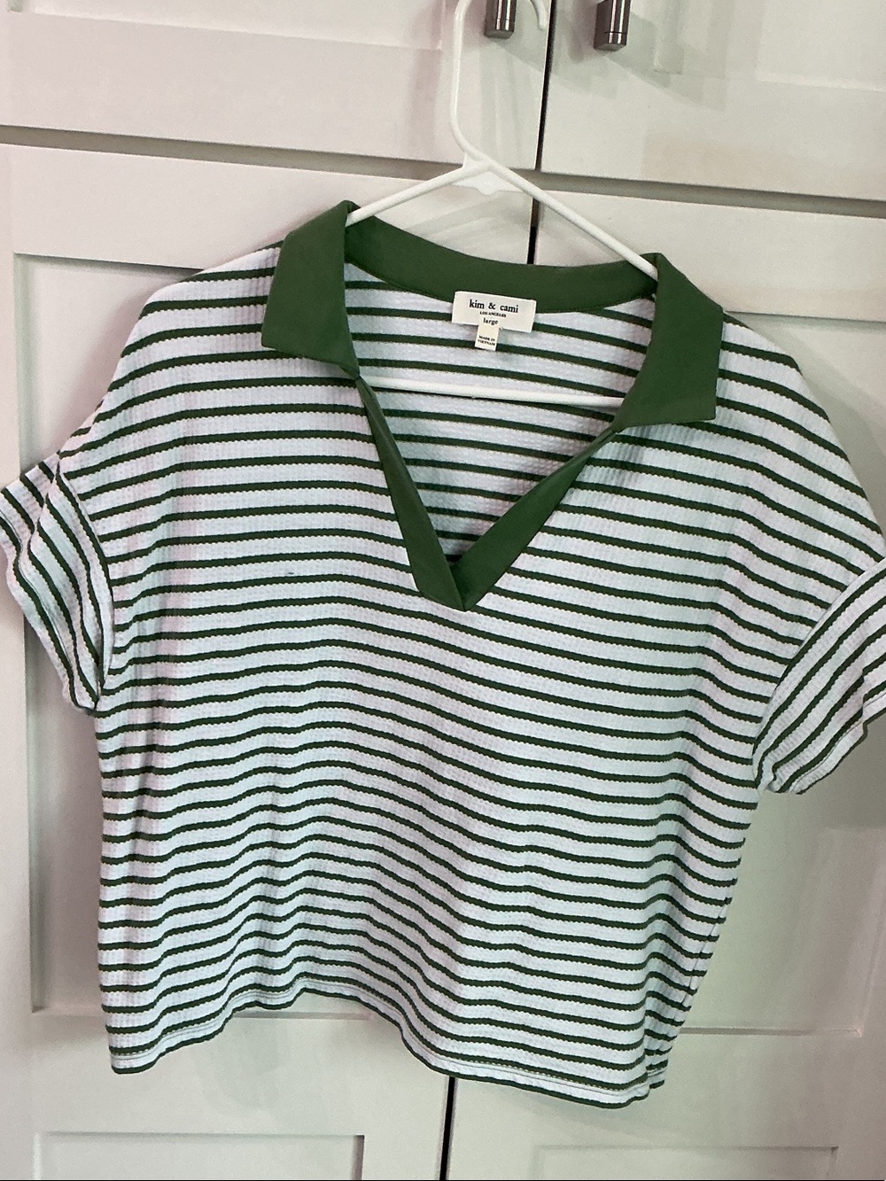 Kim & Cami White and Green Striped V‑Neck Polo Crop Top